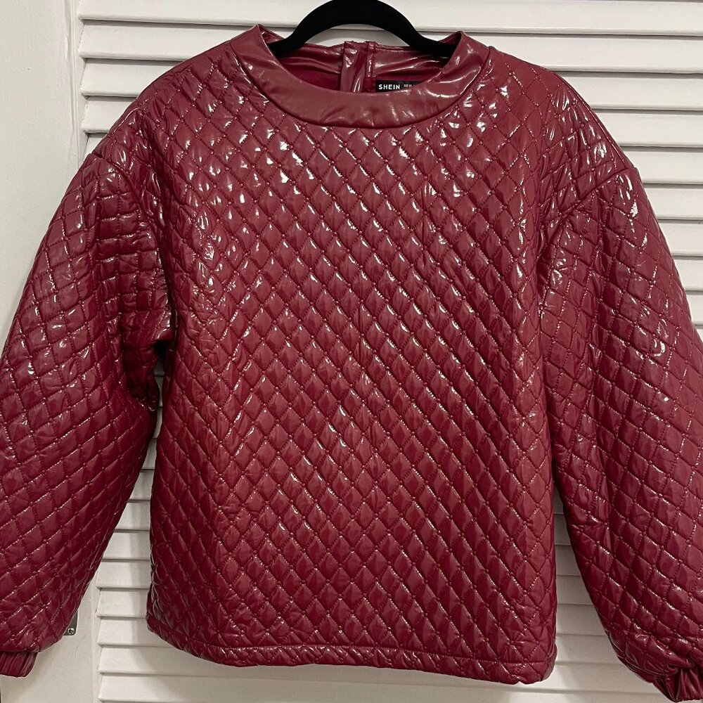 Cool burgundy quilted top
